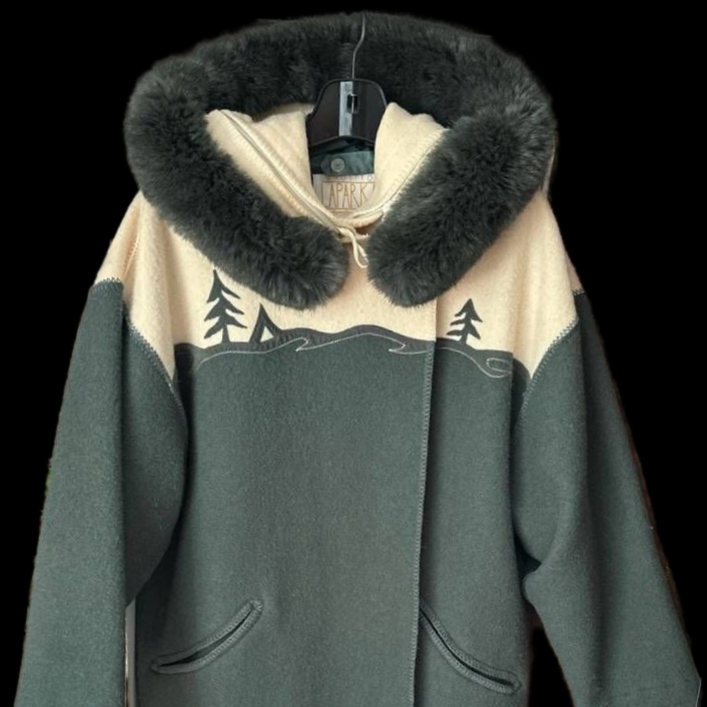 Linda Lundstrom Women's LaParka Wool Coat & Overcoat Green & Cream Size US M